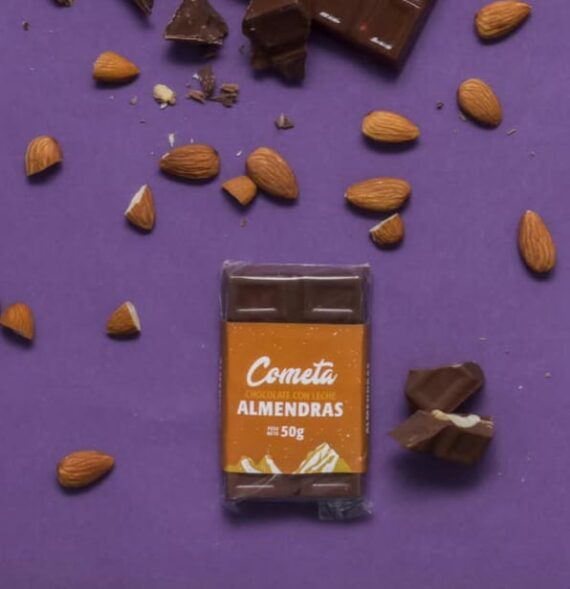 Chocolate Con Leche y Trozos de Almendra x 50gr Cometa